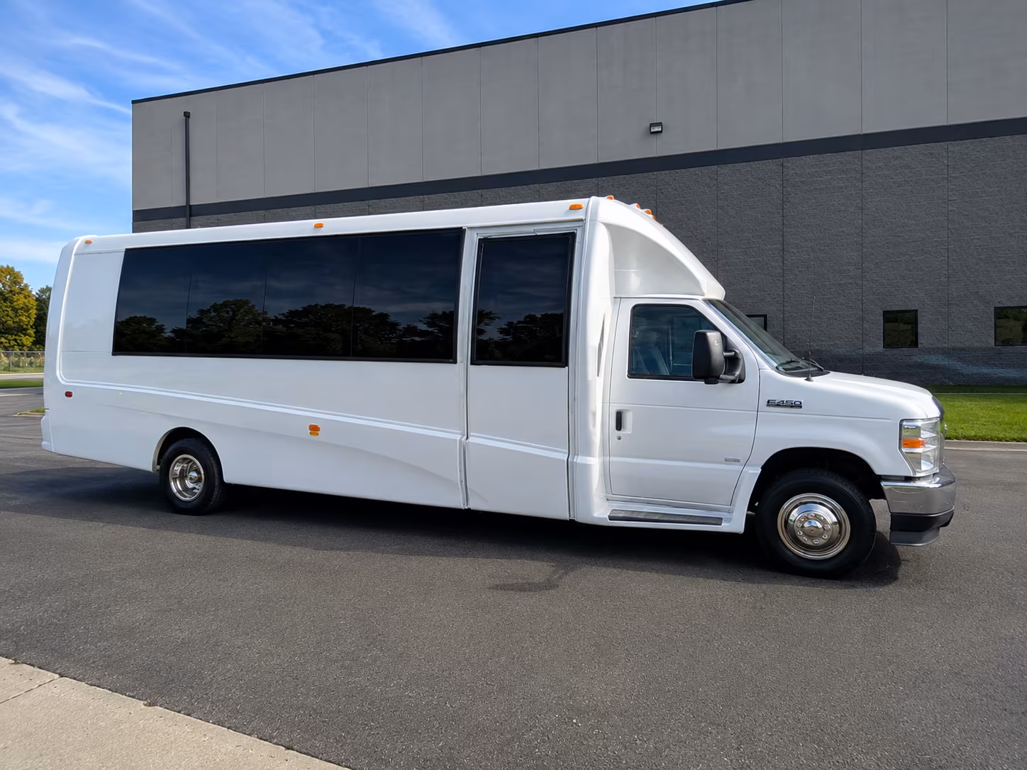 employee shuttle buses for pembroke pines office parks and business corridors