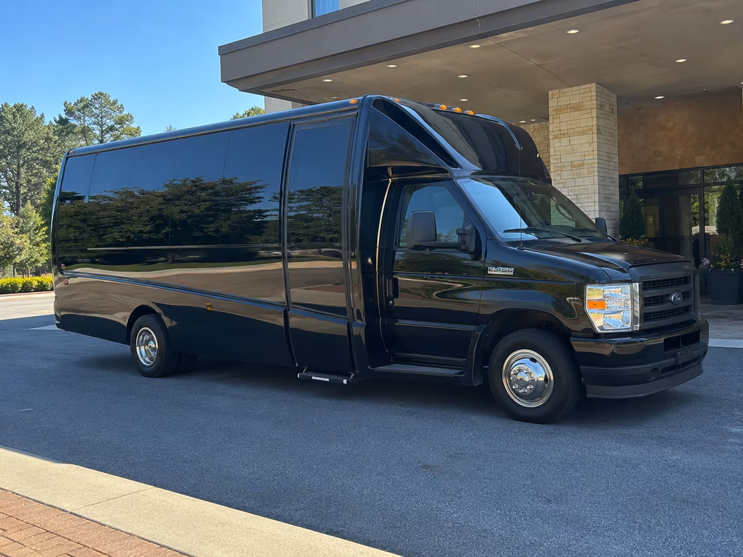 party buses to amerant bank arena shows in fort lauderdale