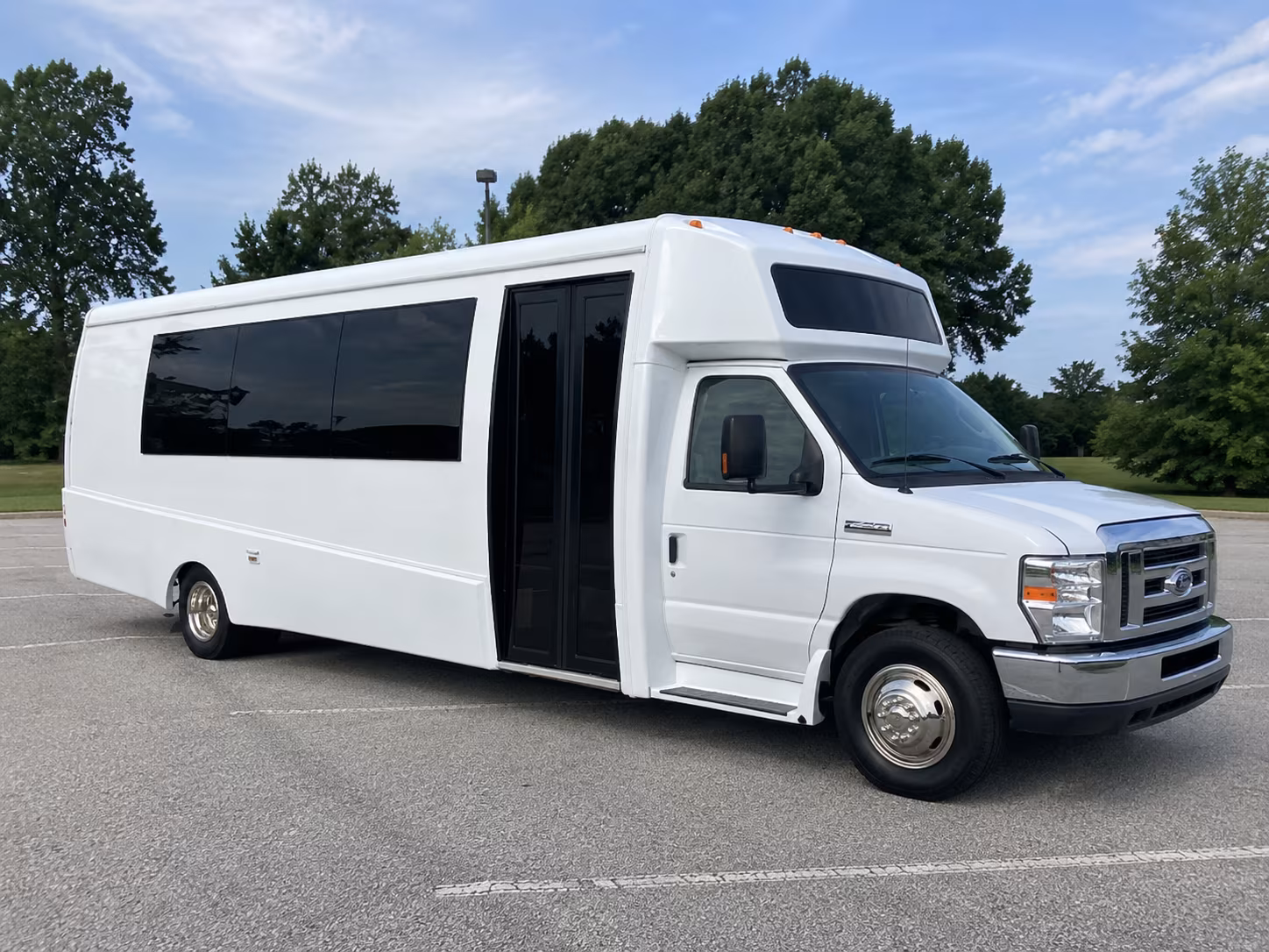 pembroke pines 18 passenger party bus