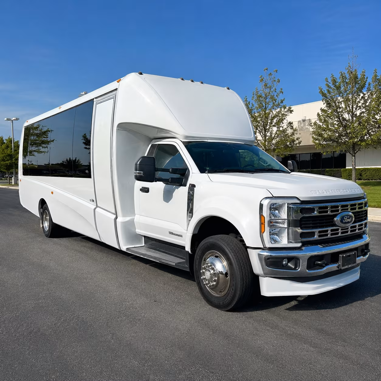 wedding and quinceanera buses serving pembroke pines